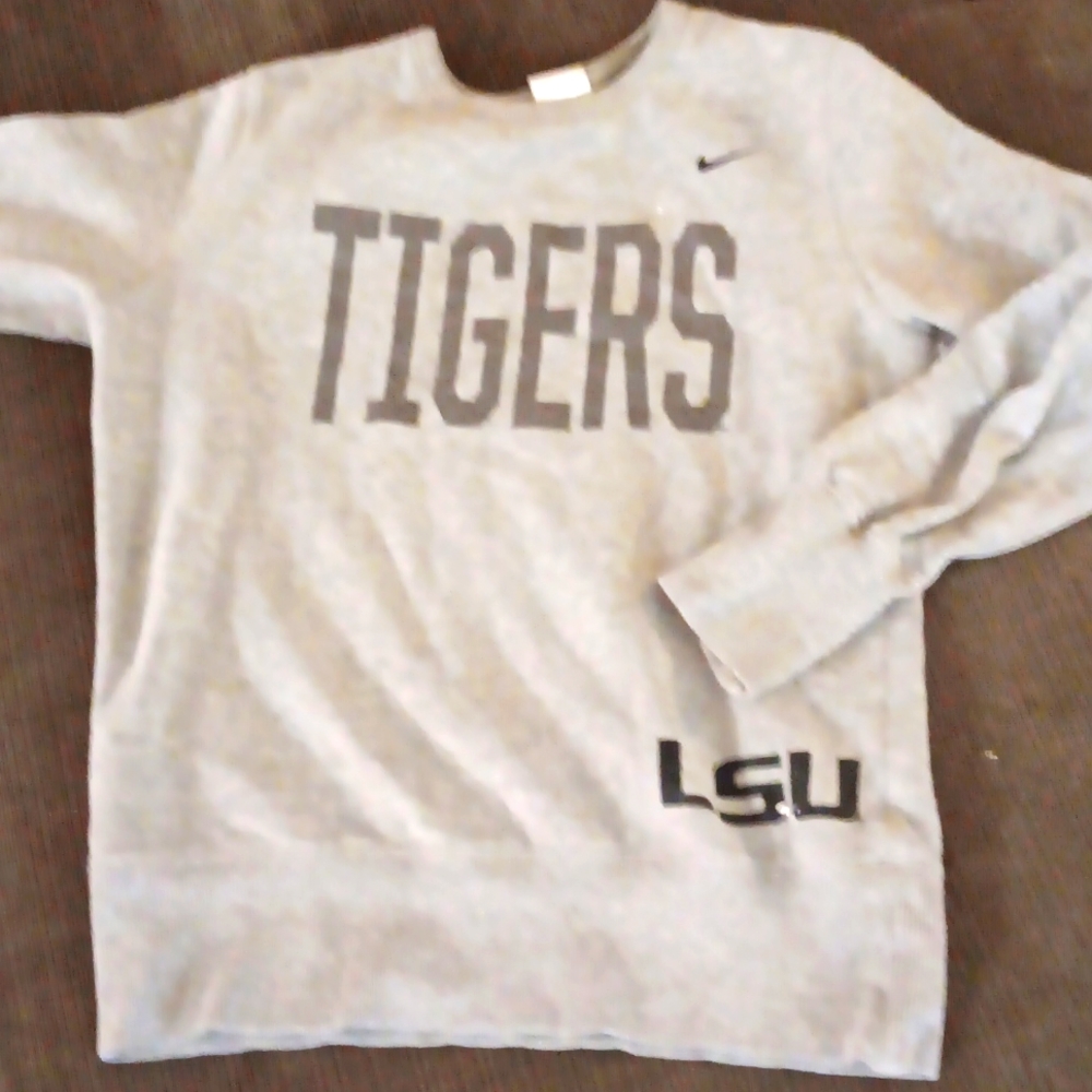 LSU light sweatshirt pullover